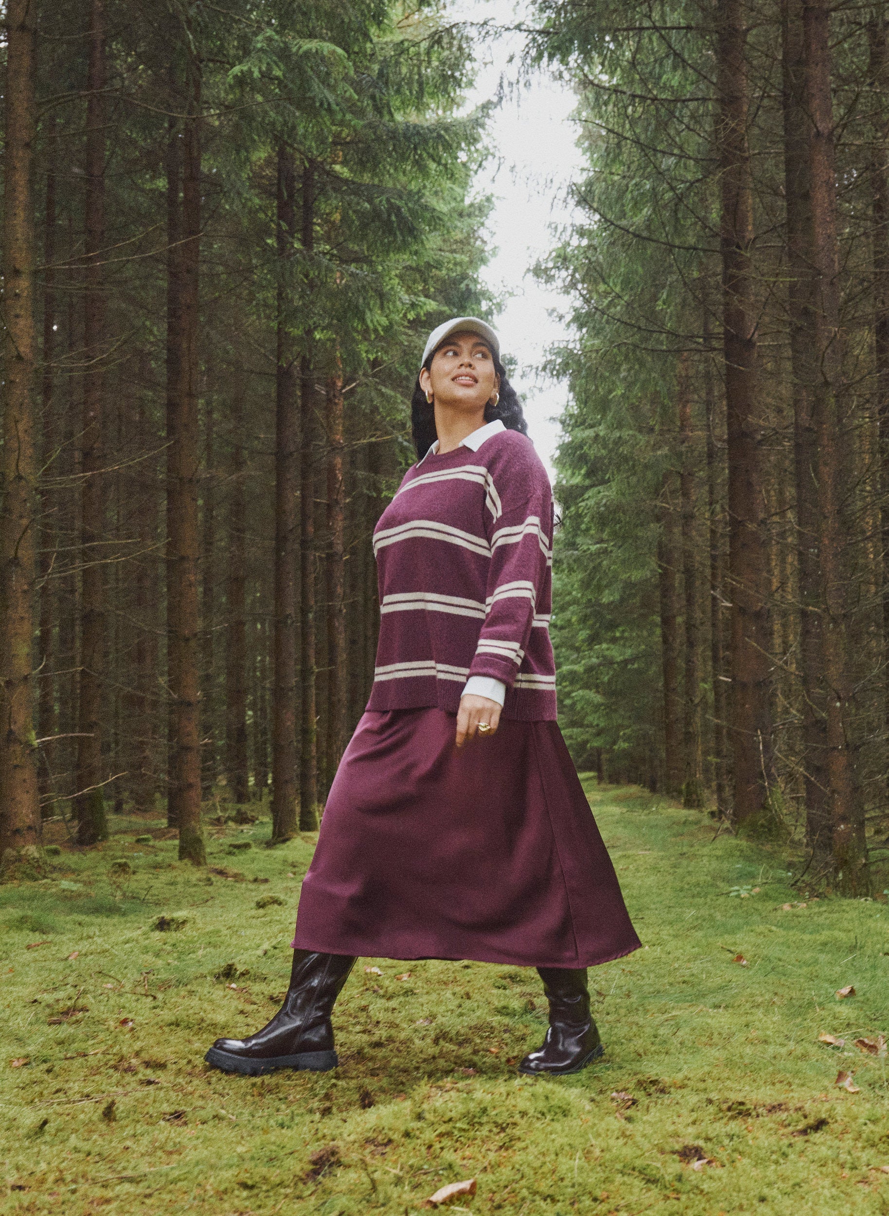 Zizzi Minela Skirt in Winetasting