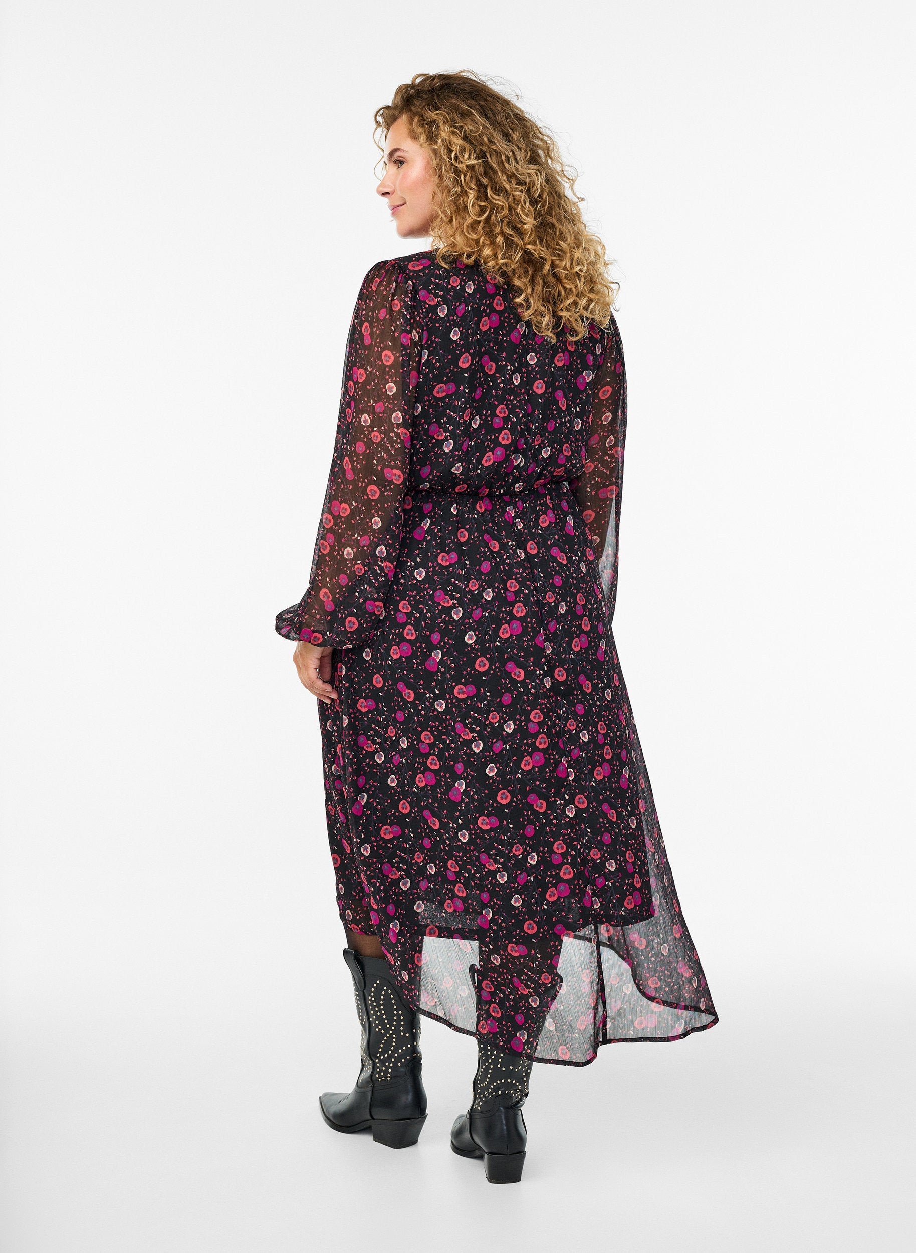 Zizzi Paula Floral Dress in Black