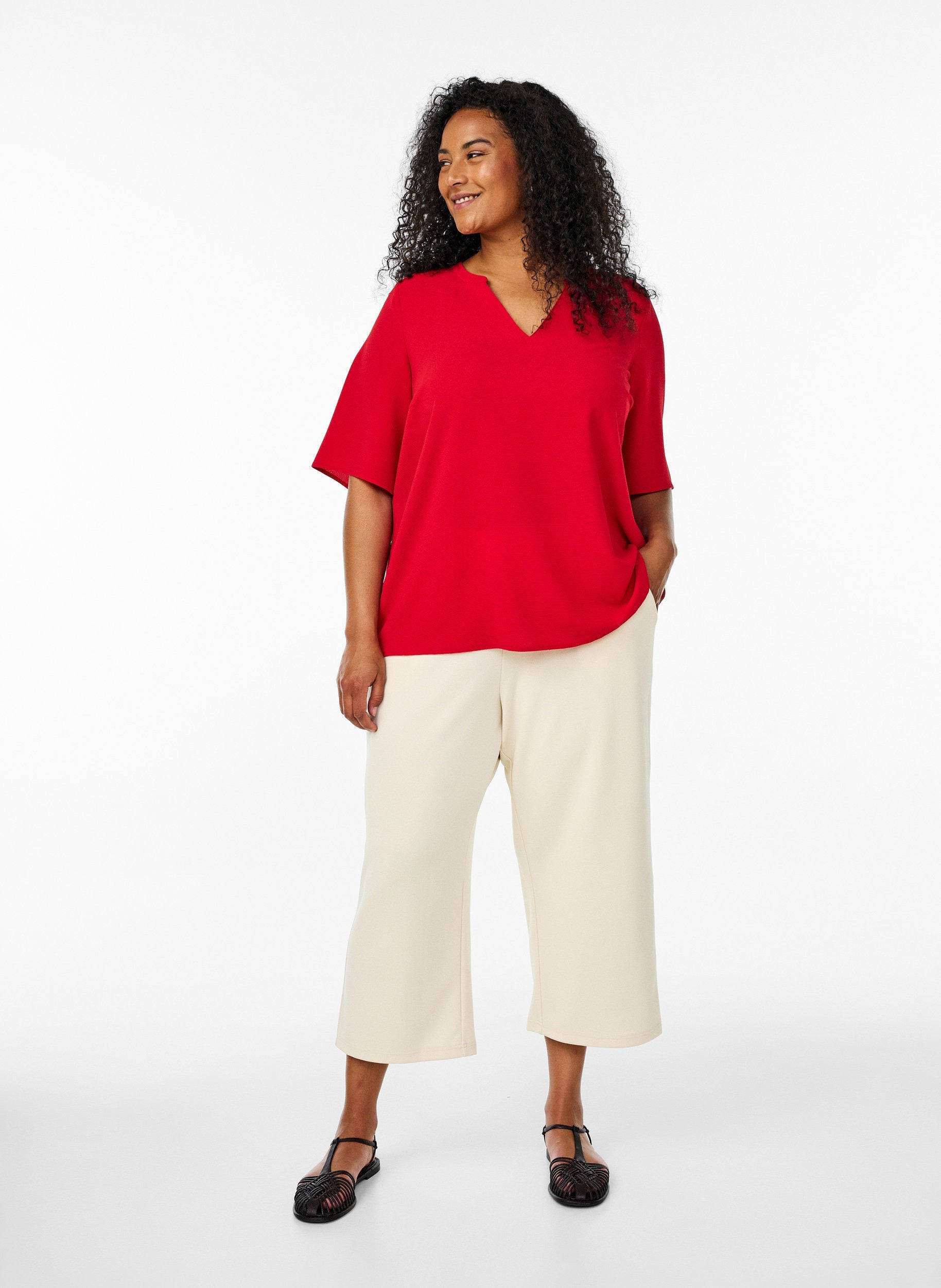 Zizzi V-Neck Anni Blouse in Red