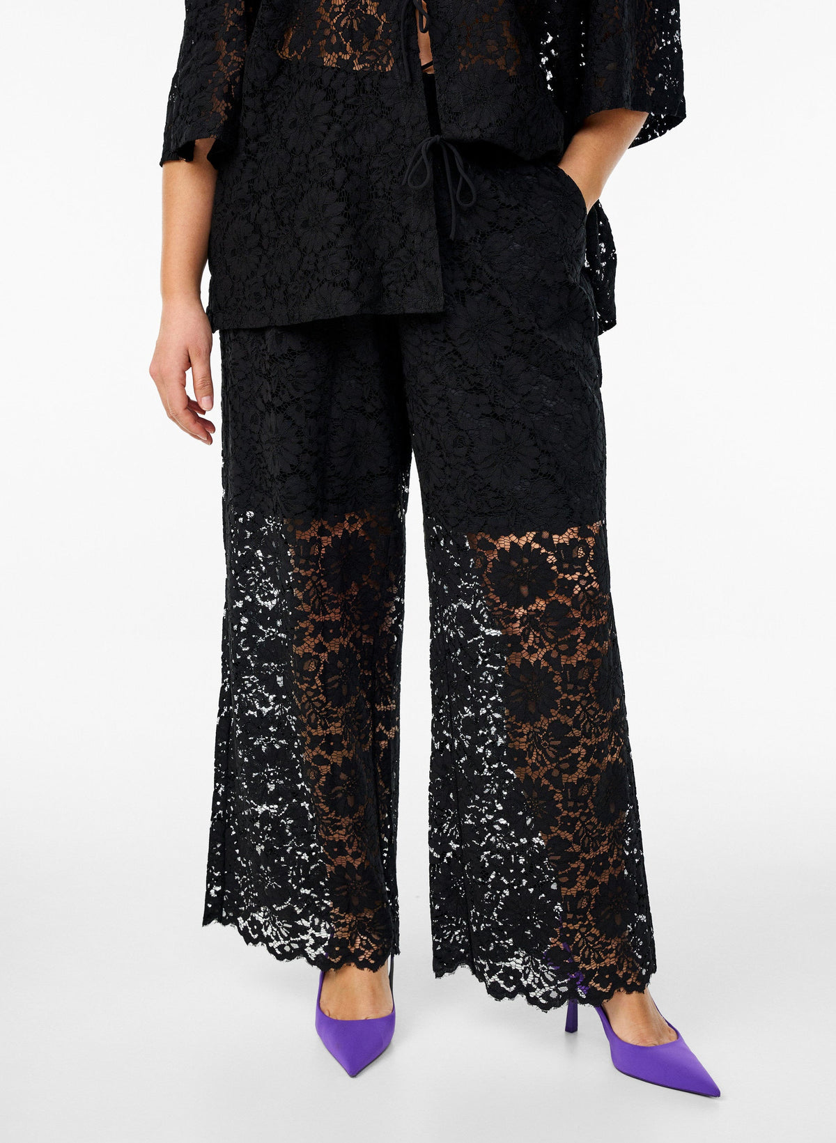 Zizzi Welda Lace Trousers In Black