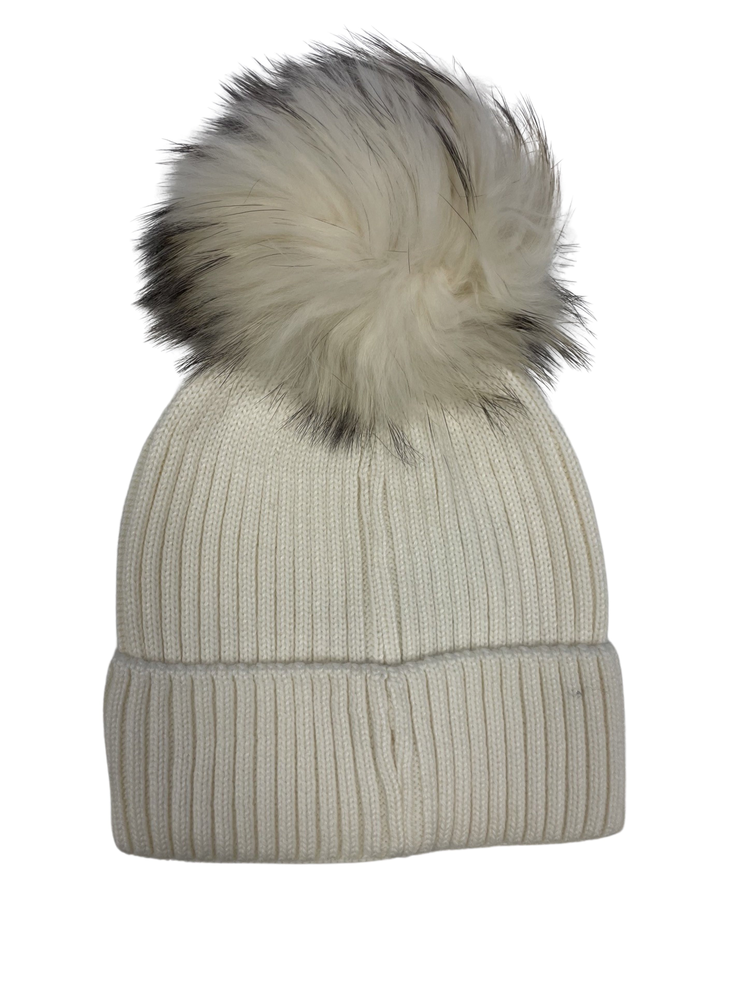 Knit Hat with Bauble in Cream