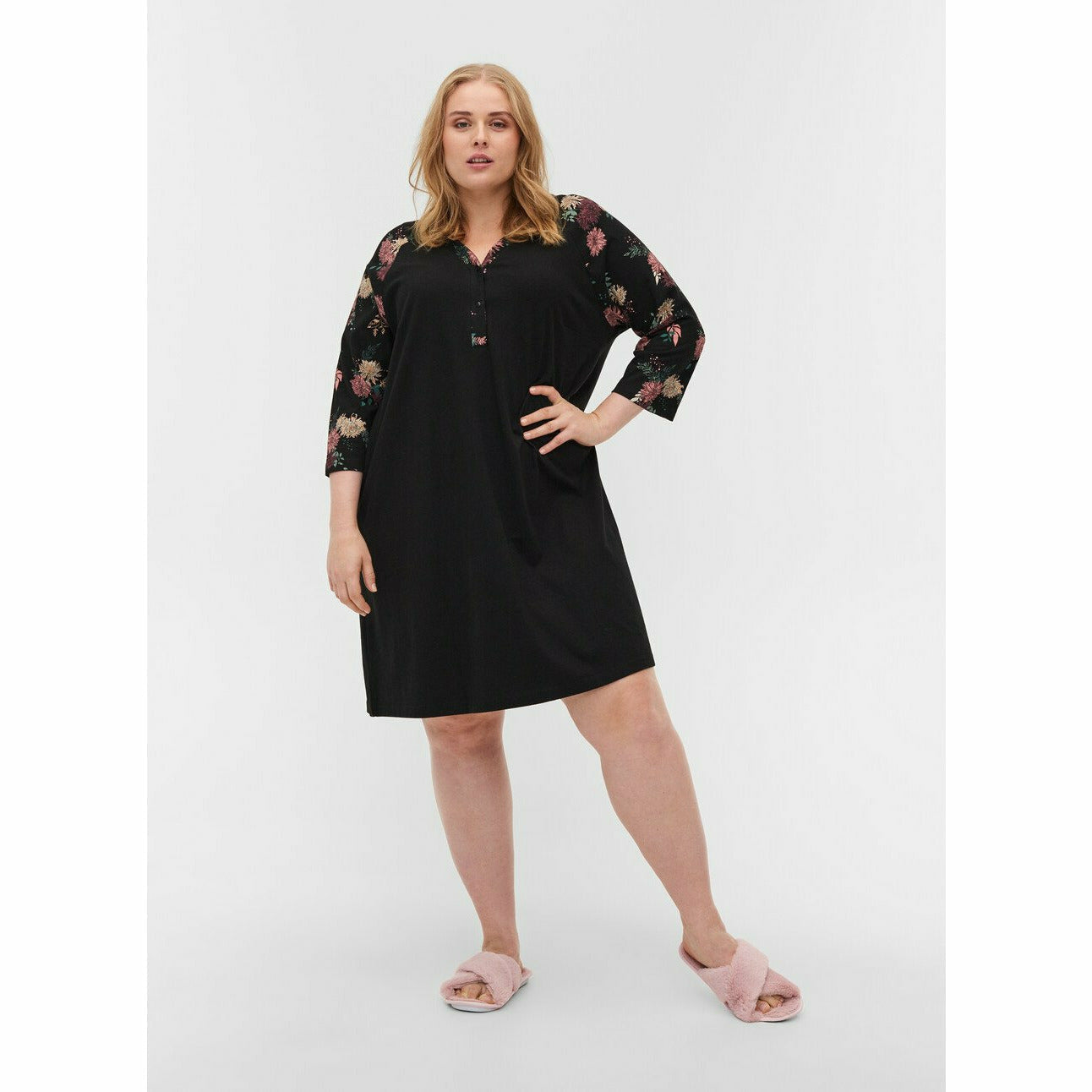 Zizzi Malma Black Flower Night Dress - Wardrobe Plus