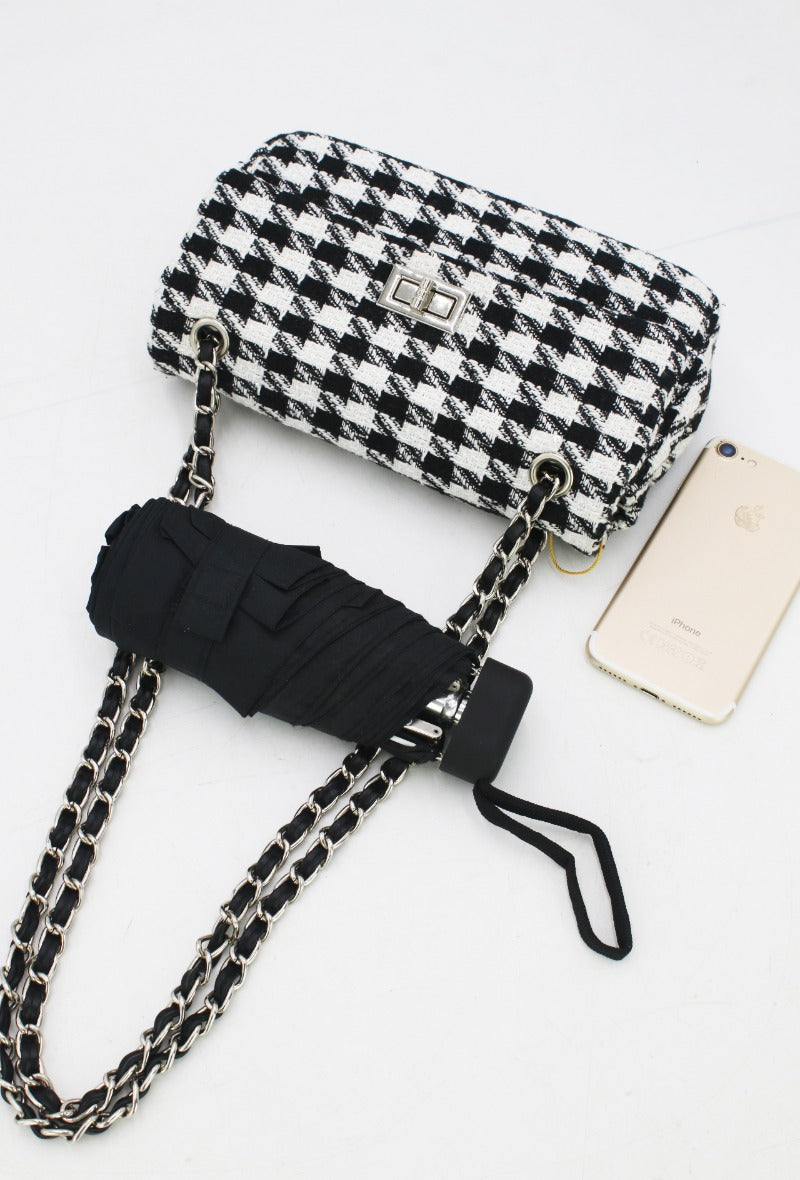 Black and White Houndstooth Handbag - Wardrobe Plus
