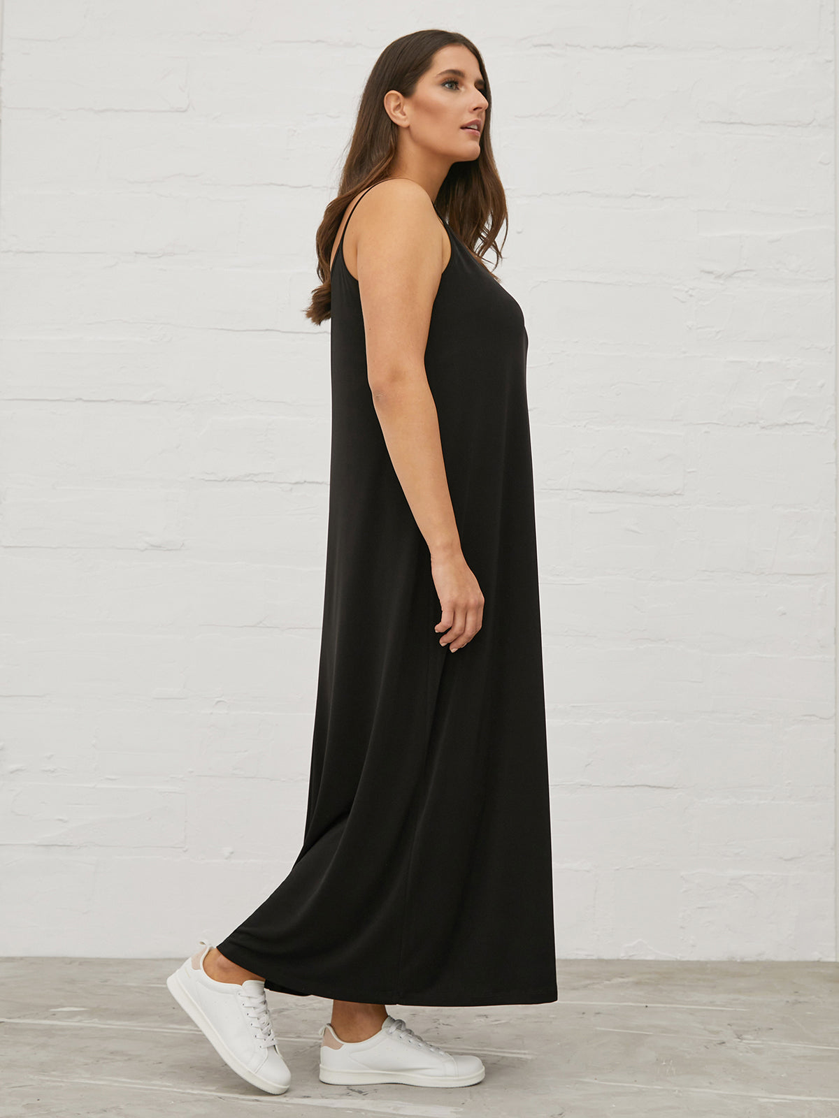 Mat Basic Dress in Black