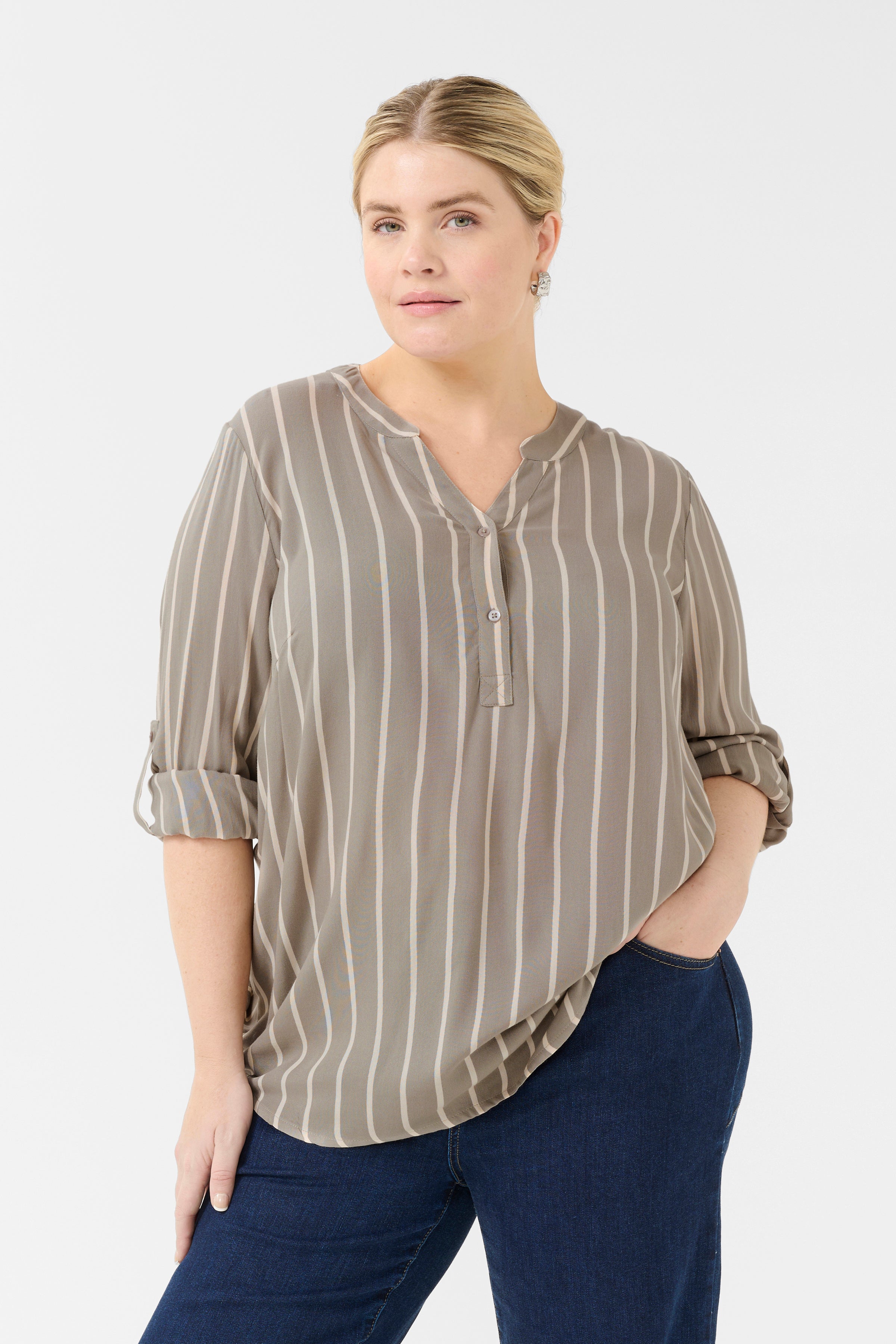 Kaffe Curve Sida Blouse in Grey