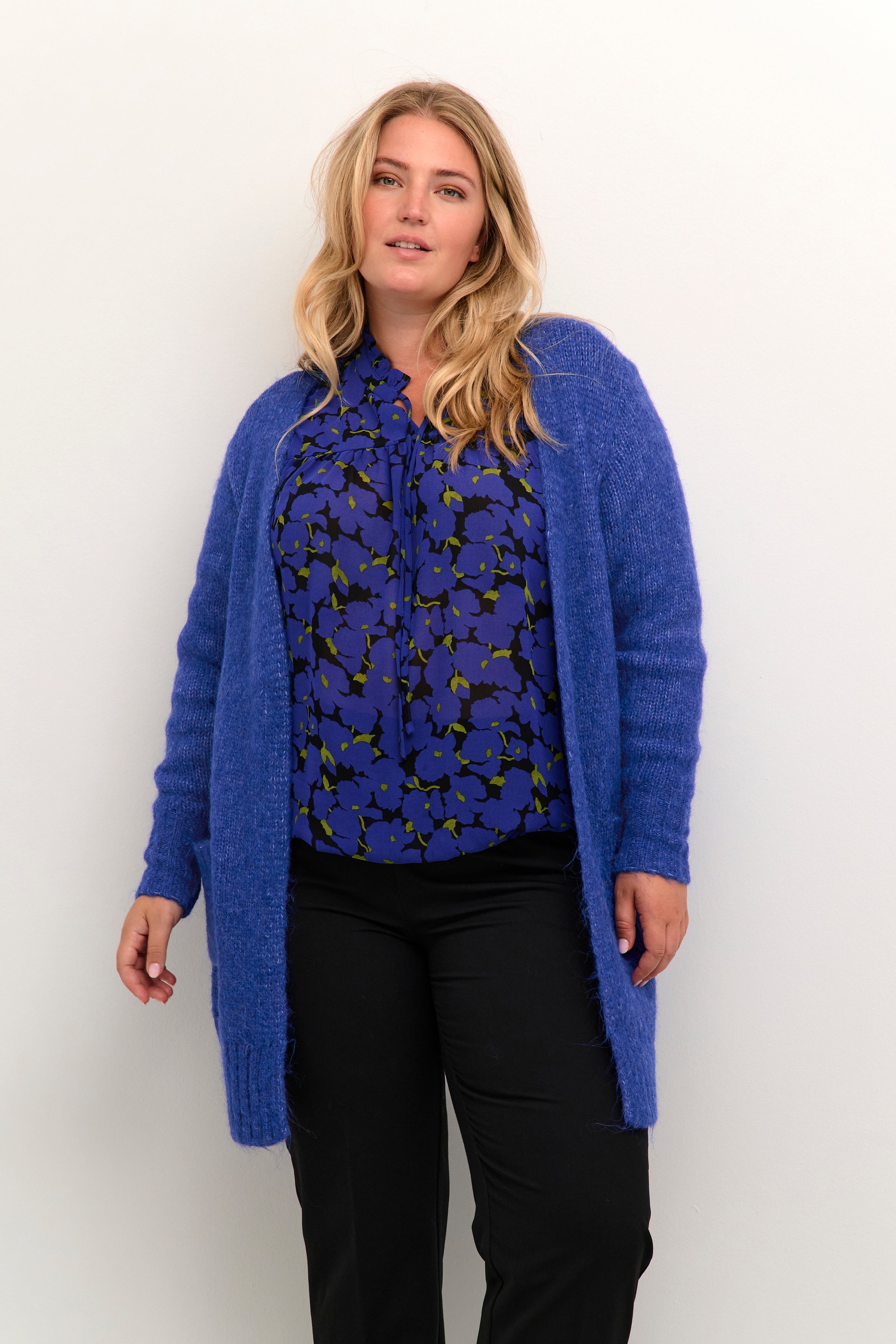 Kaffe Curve Clioma Cardigan in Blue