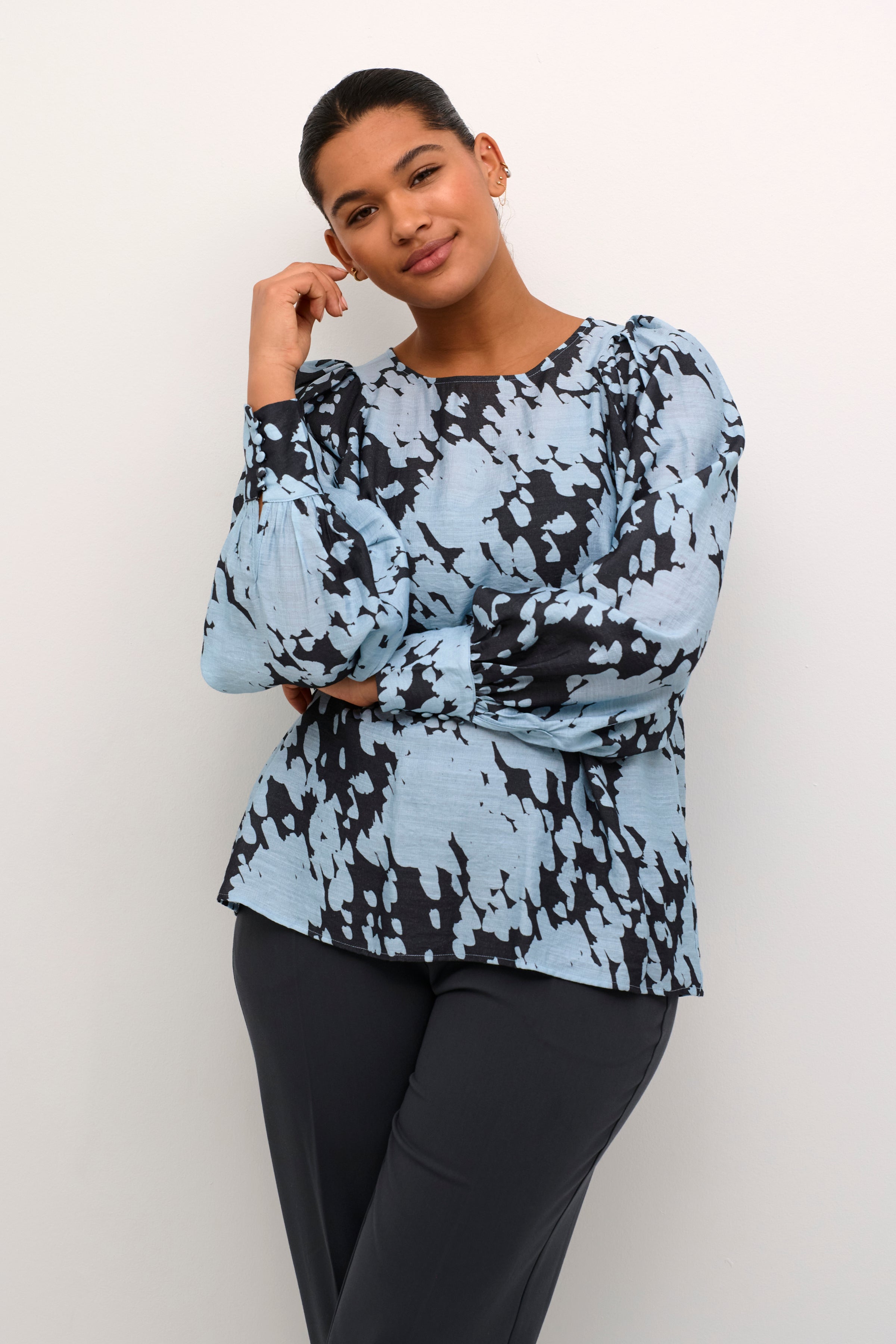 Kaffe Curve Luma Blouse in Blue