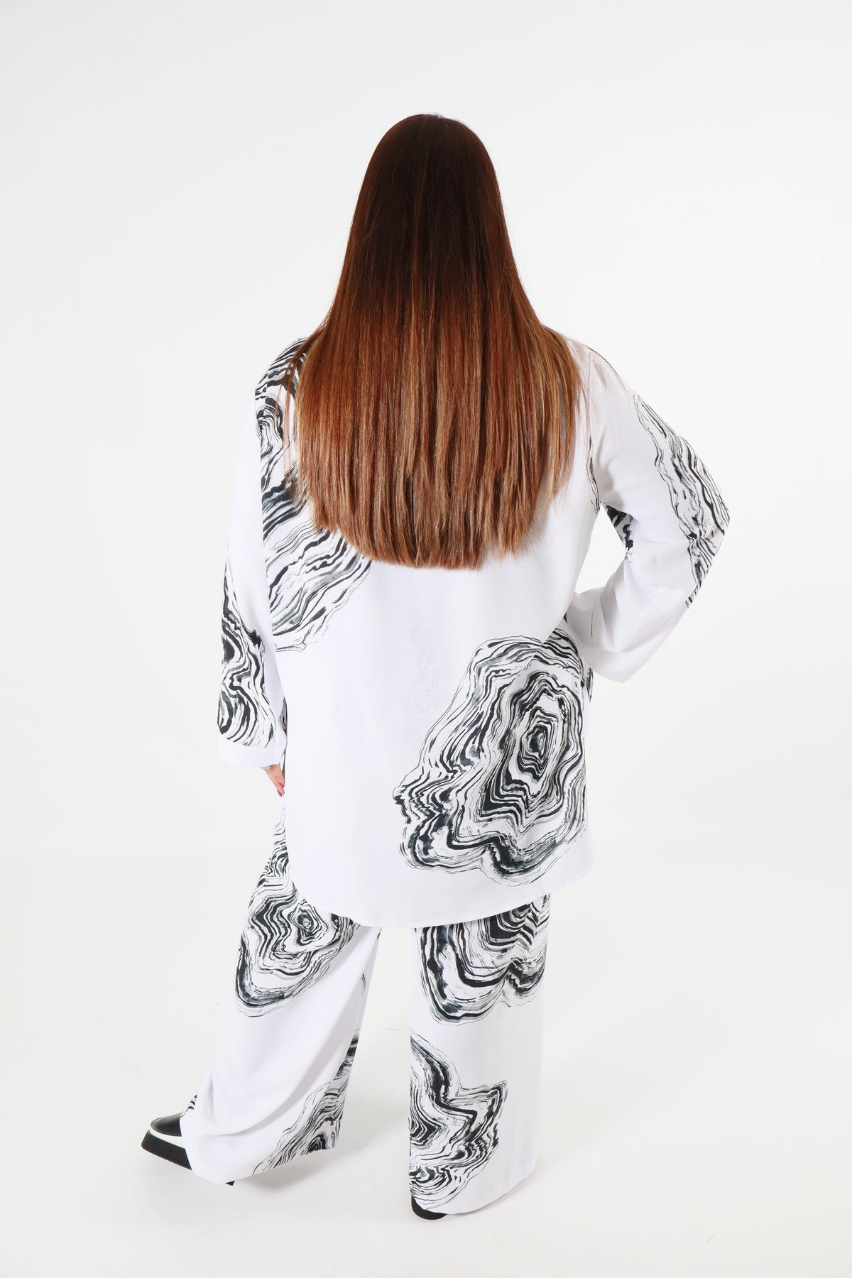 Curviss Shirt in White Marble