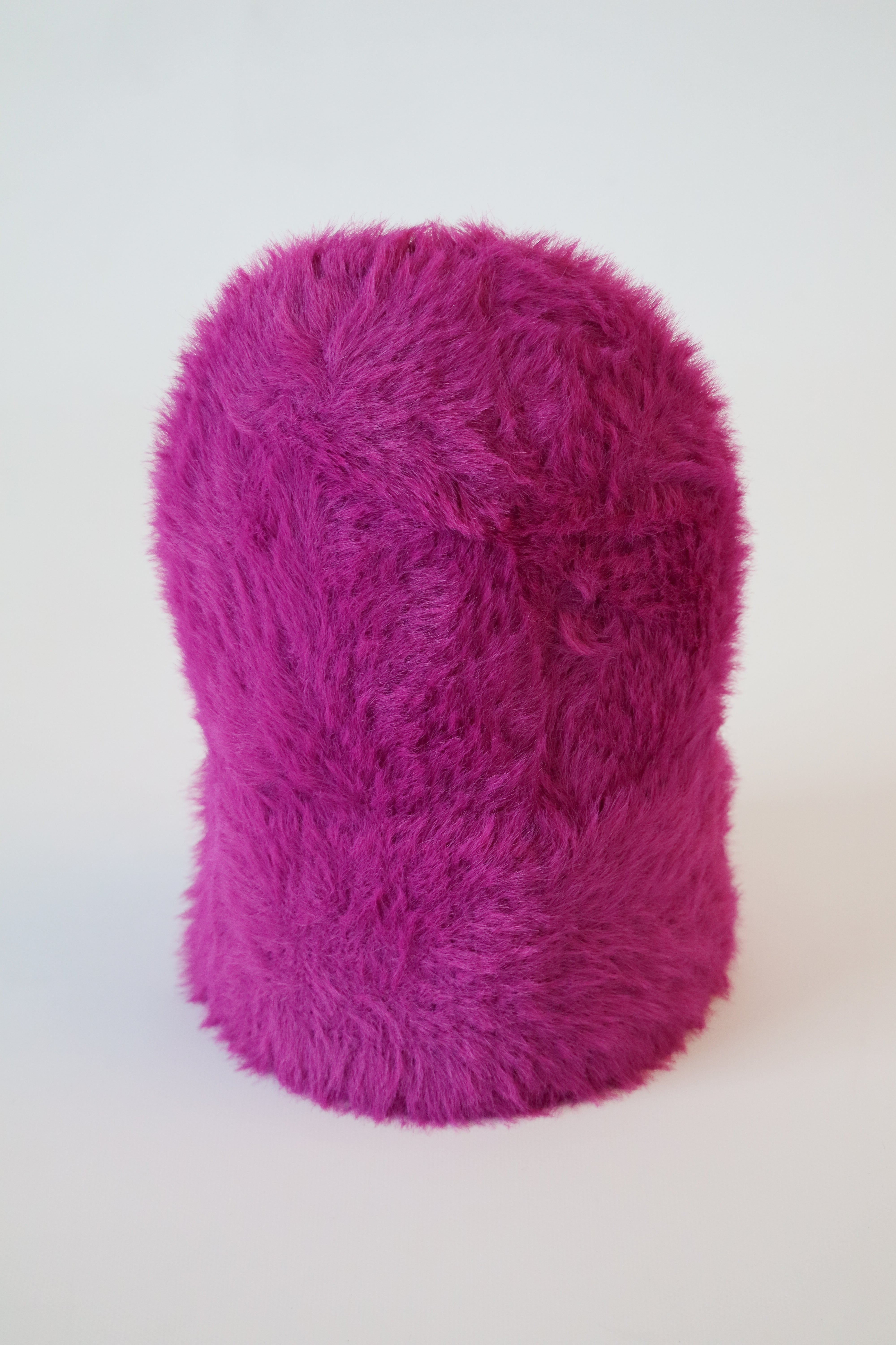 Lorraine Cosy Hat in Magenta