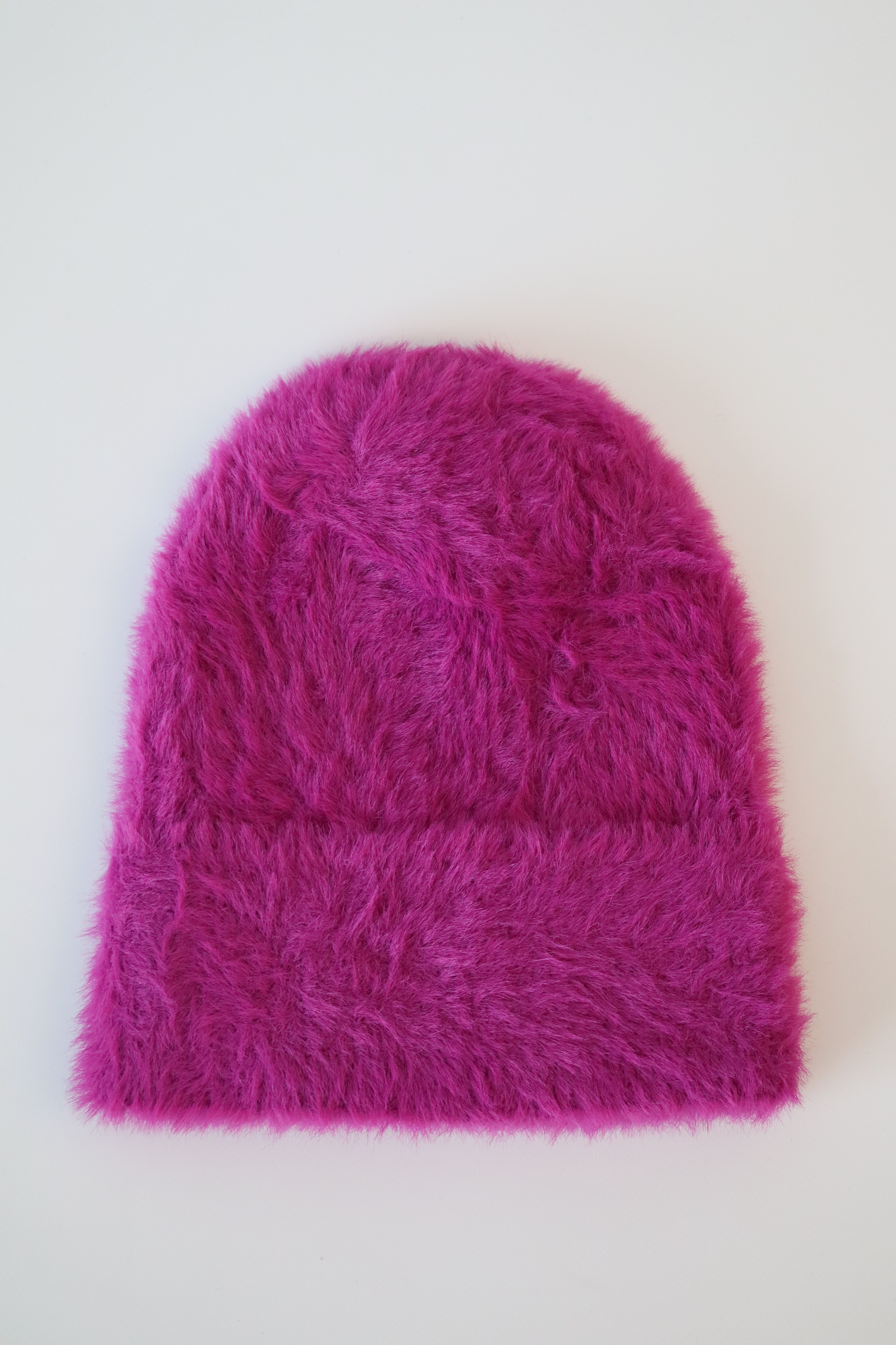 Lorraine Cosy Hat in Magenta