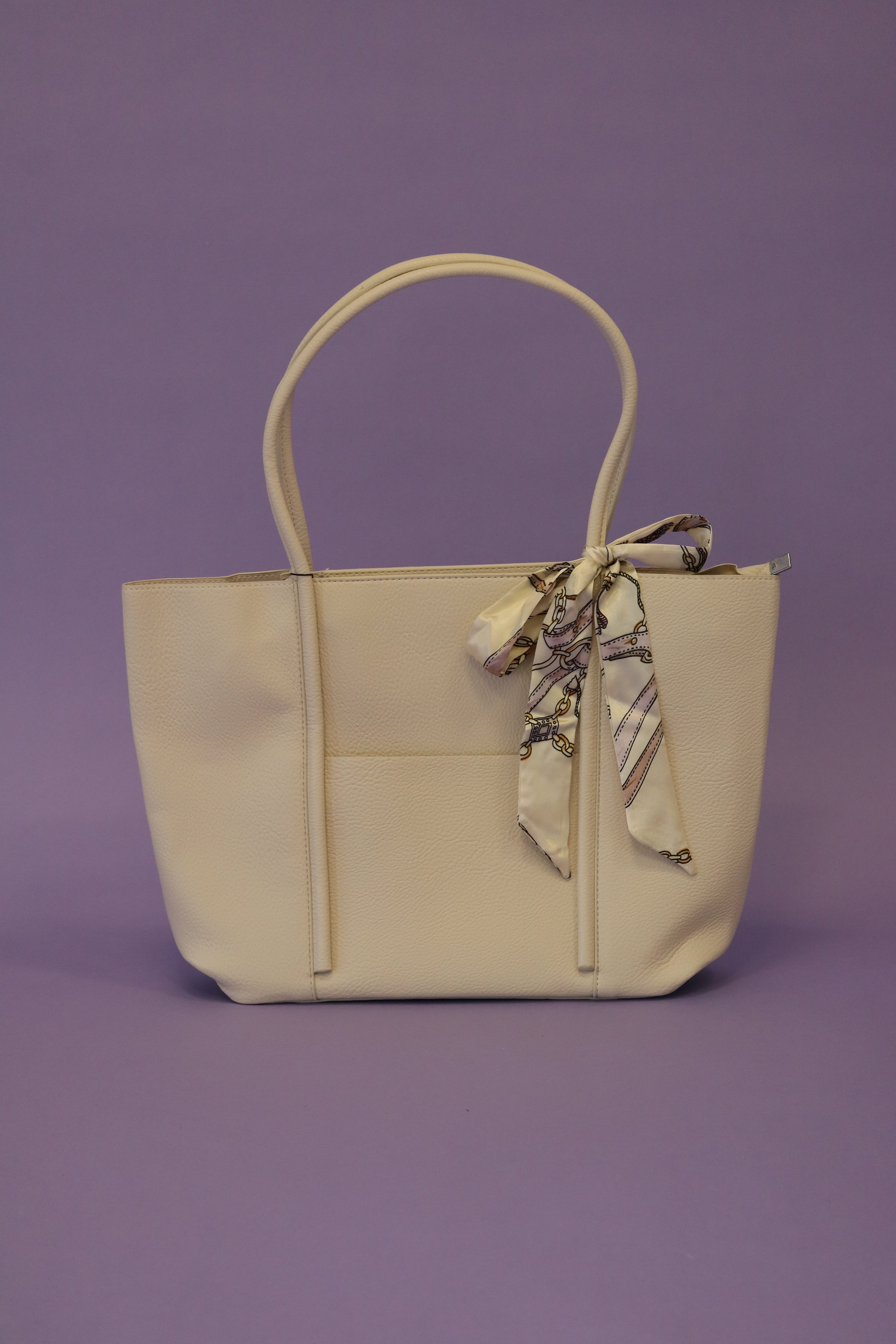 Bonnie Tote Handbag in Cream