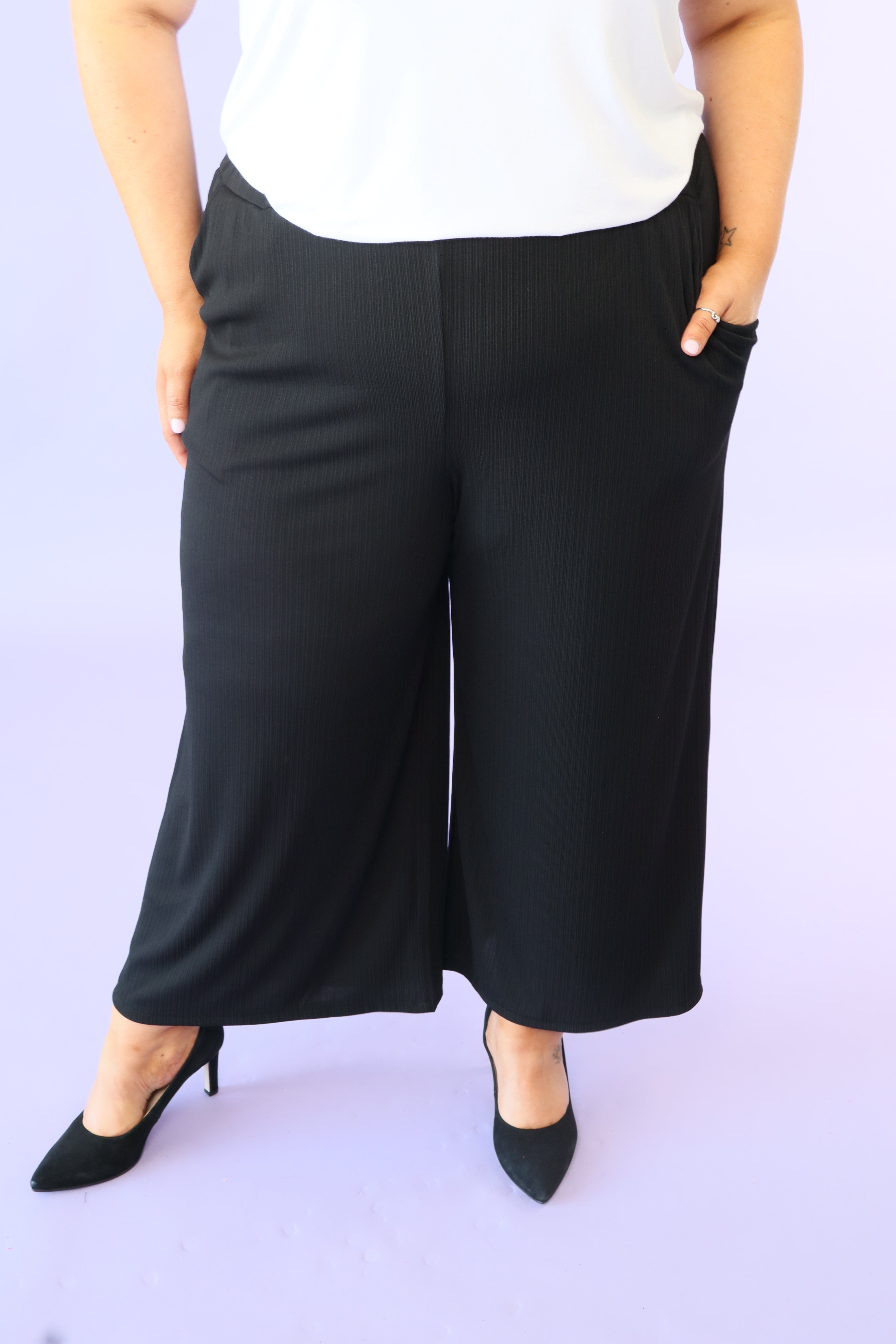 Coco Pleated Co-Ord in Black