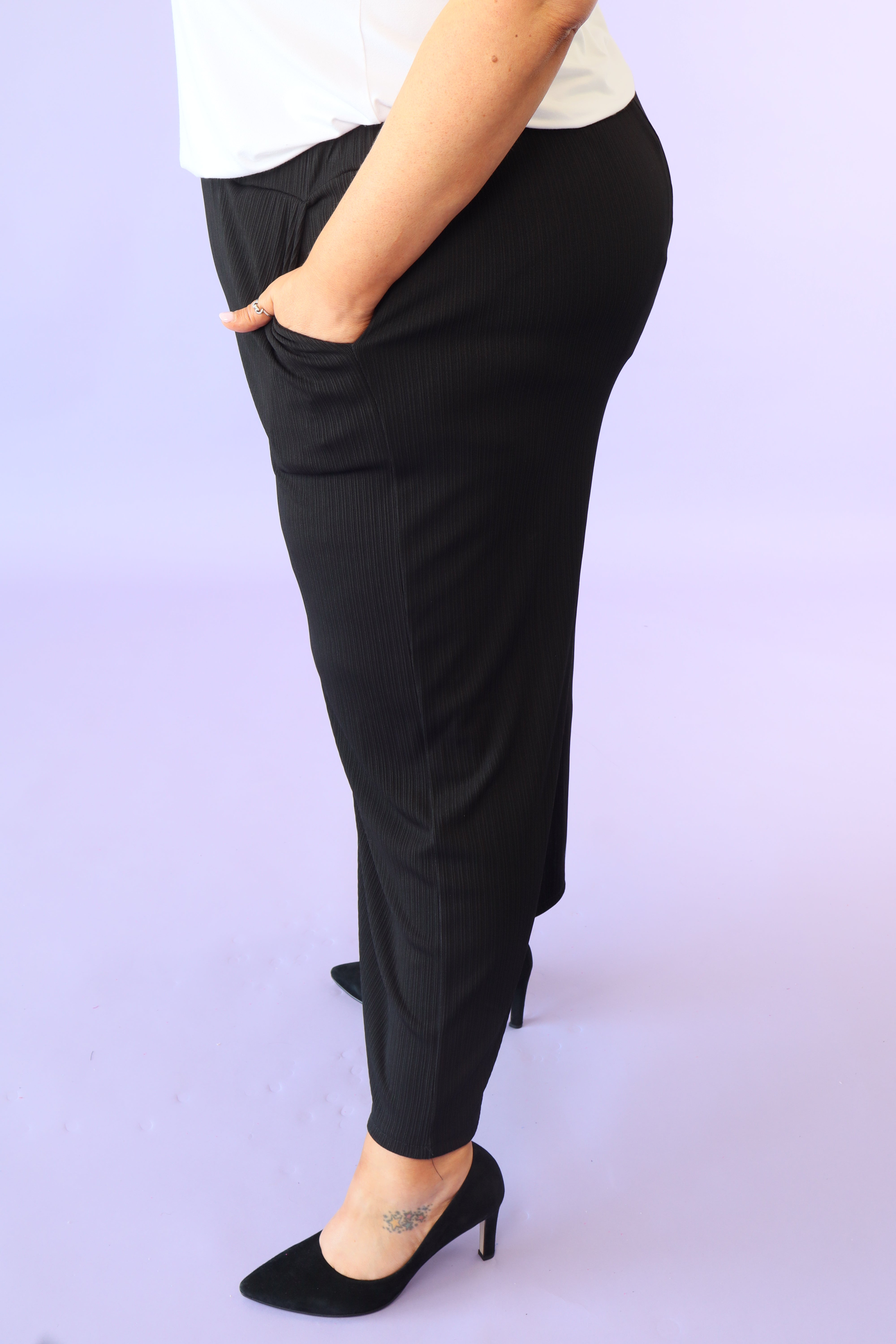 Coco Pleated Co-Ord in Black