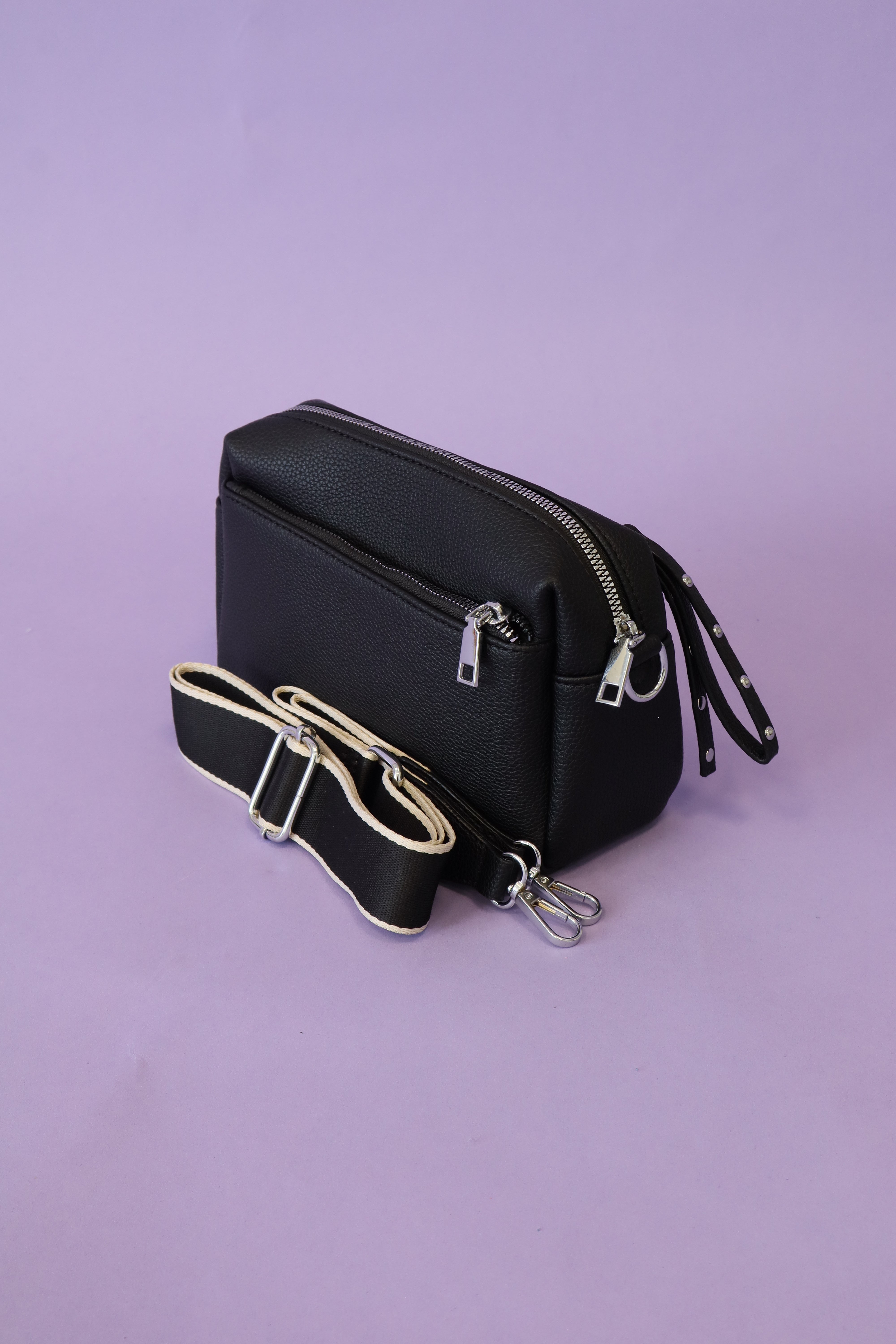 Wren Handbag in Black