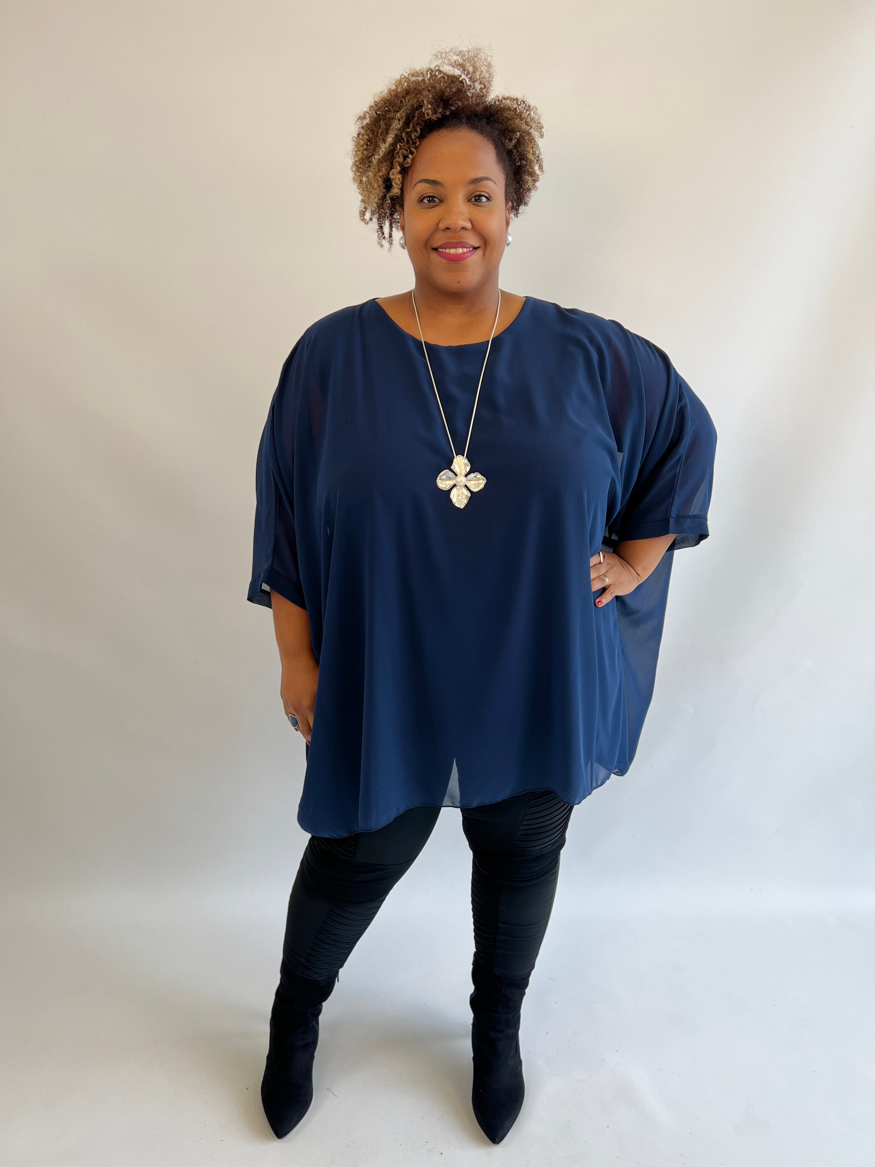 Violet Blouse in Navy