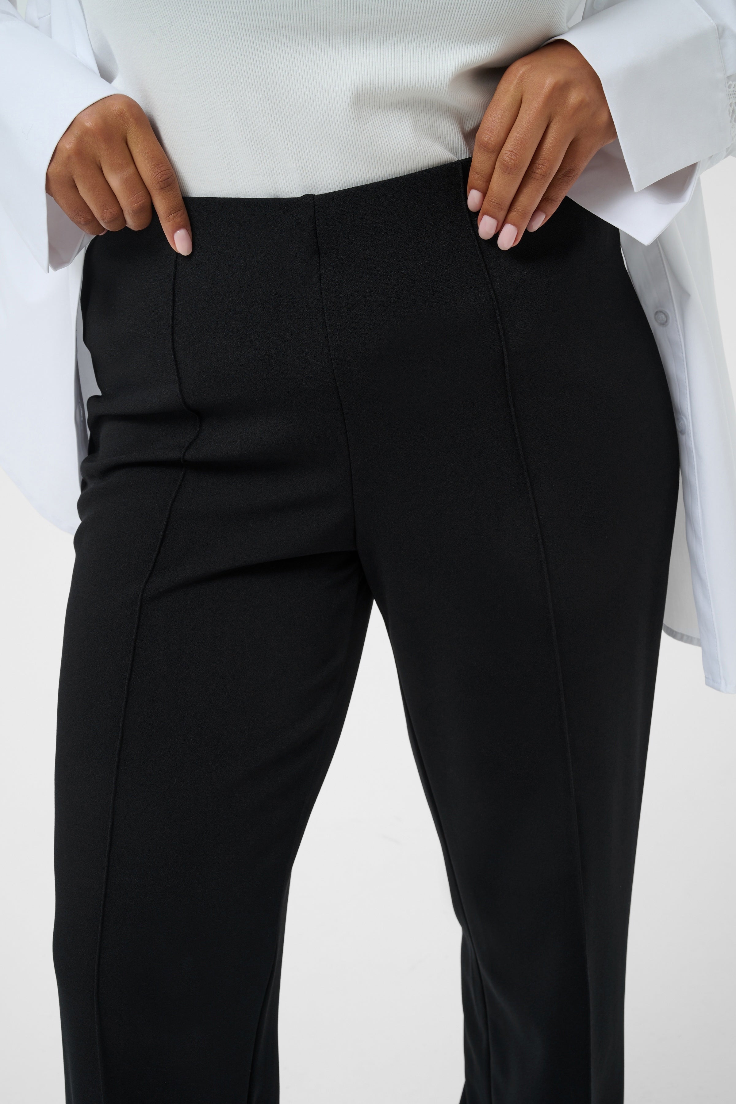 Kaffe Curve Athena Trousers in Black 