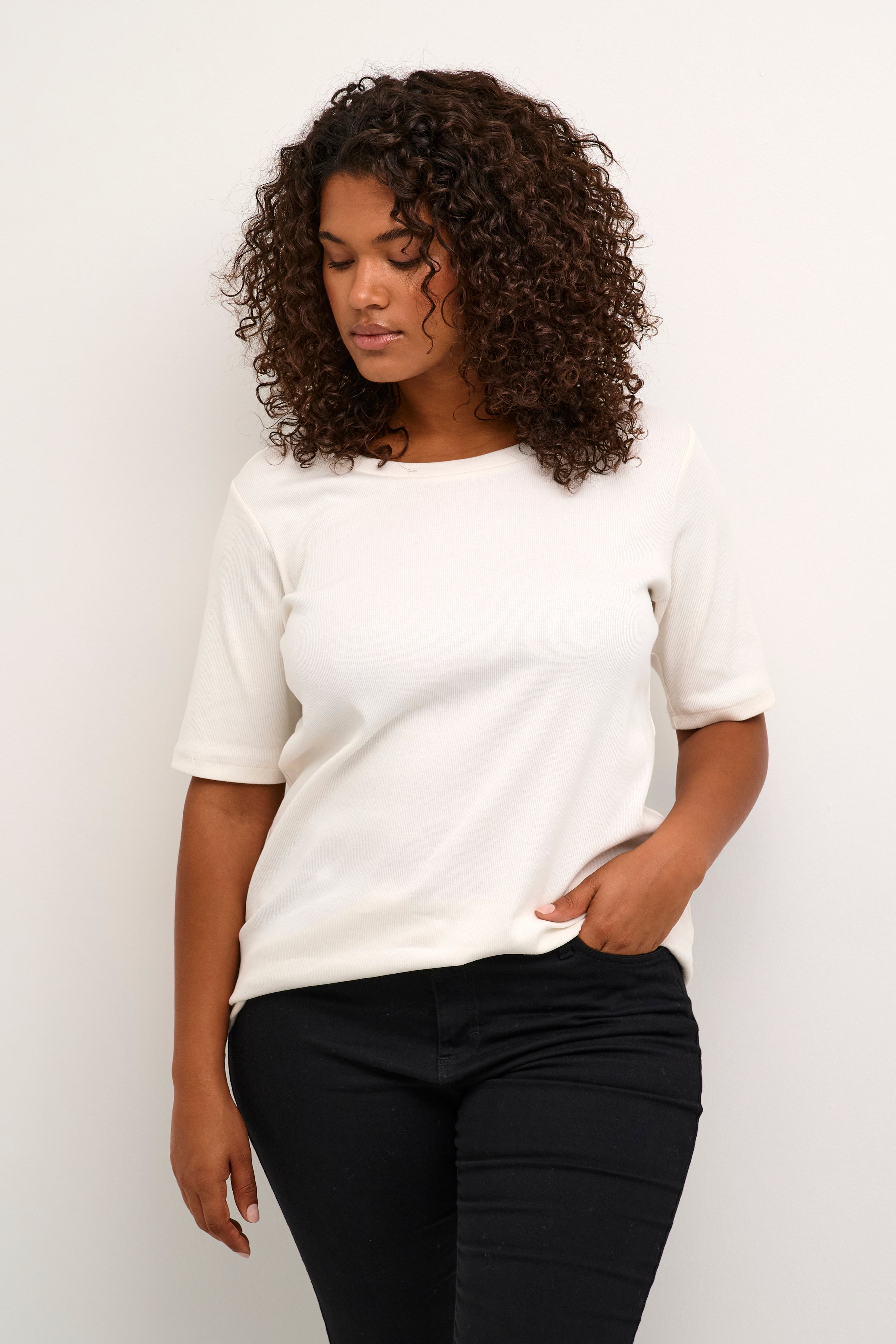 Kaffe Curve Carina T-Shirt in White