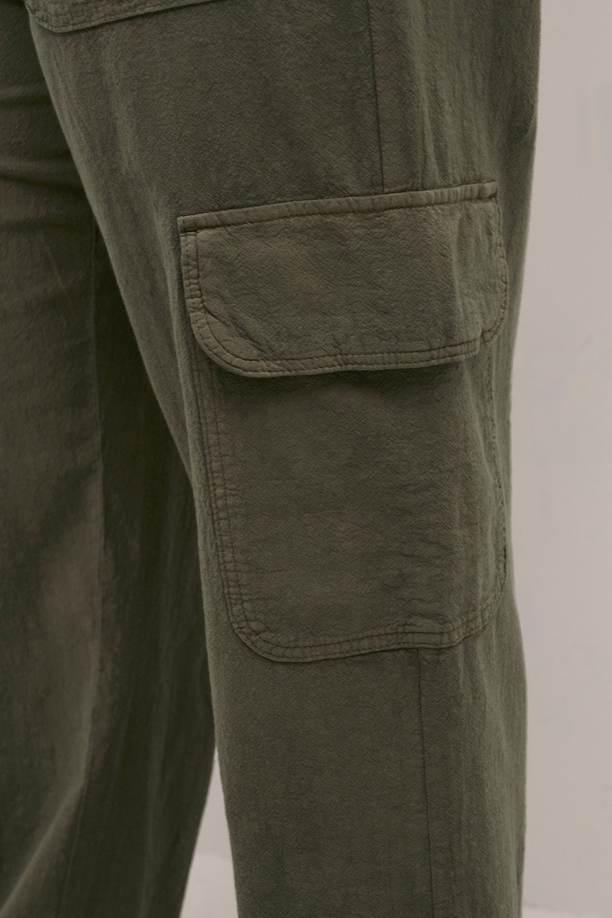 Kaffe Curve Nana Cargo Pants in Khaki