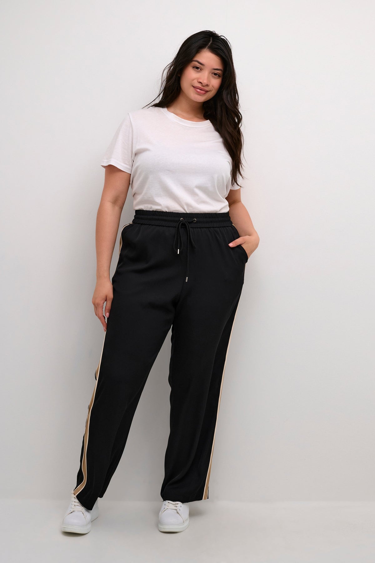 Kaffe Curve Signe Trousers with Stripe