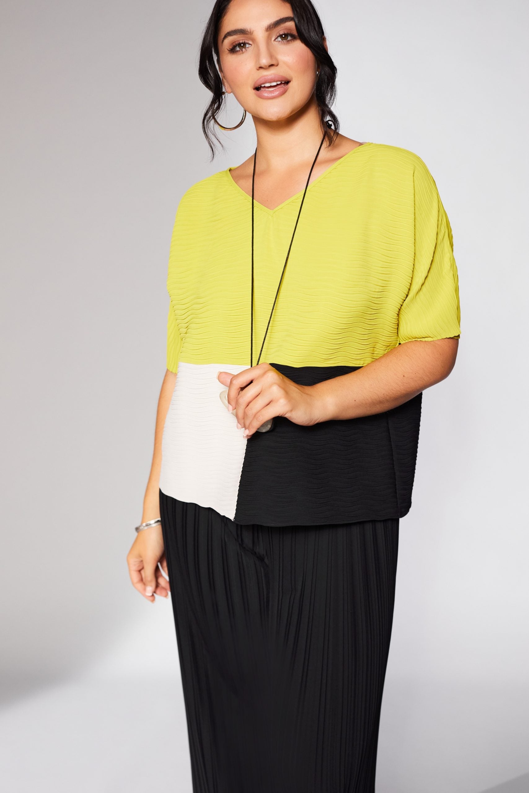 Ora Wave Pleated Top