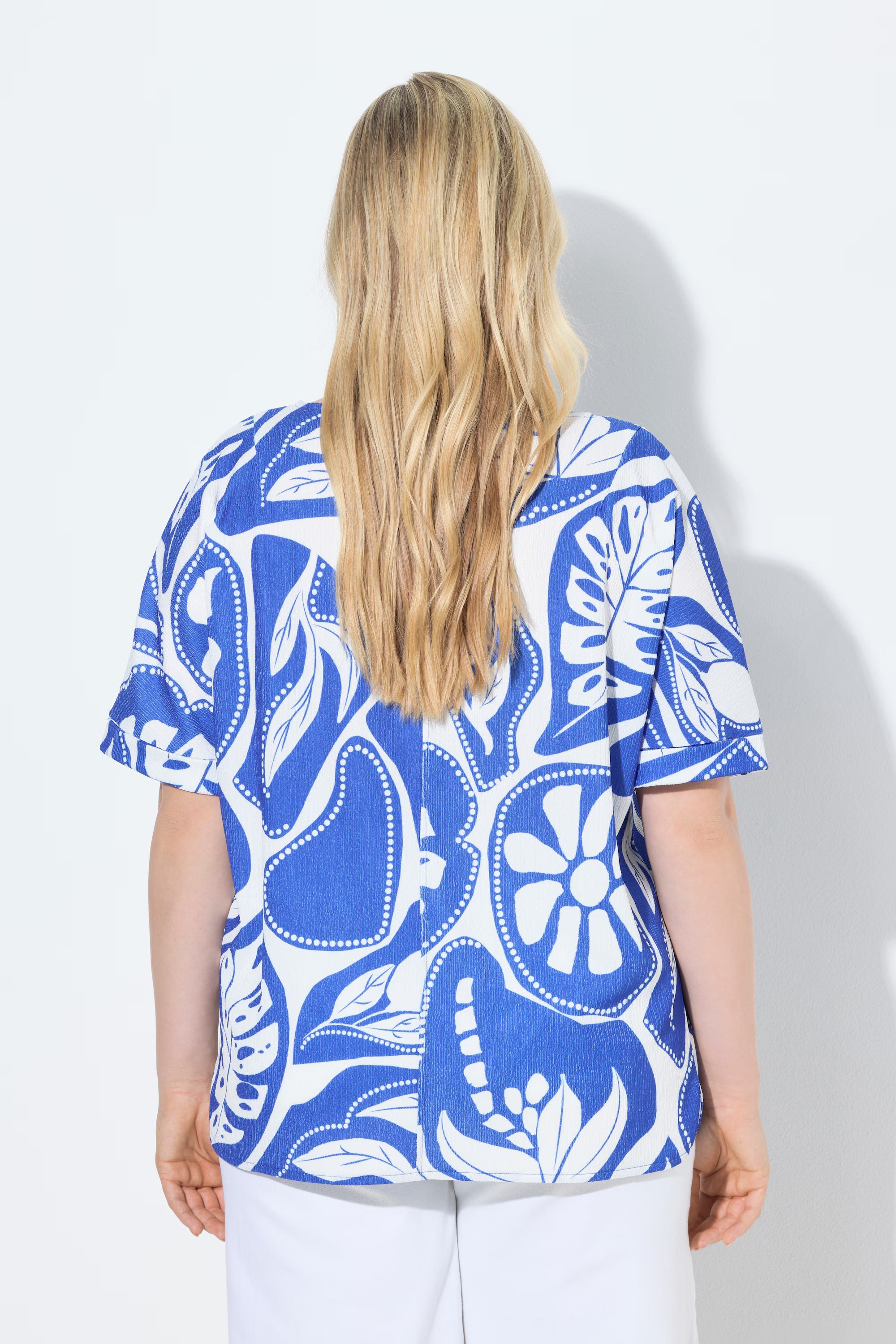 Ulla Popken Leaf T-Shirt in Blue 