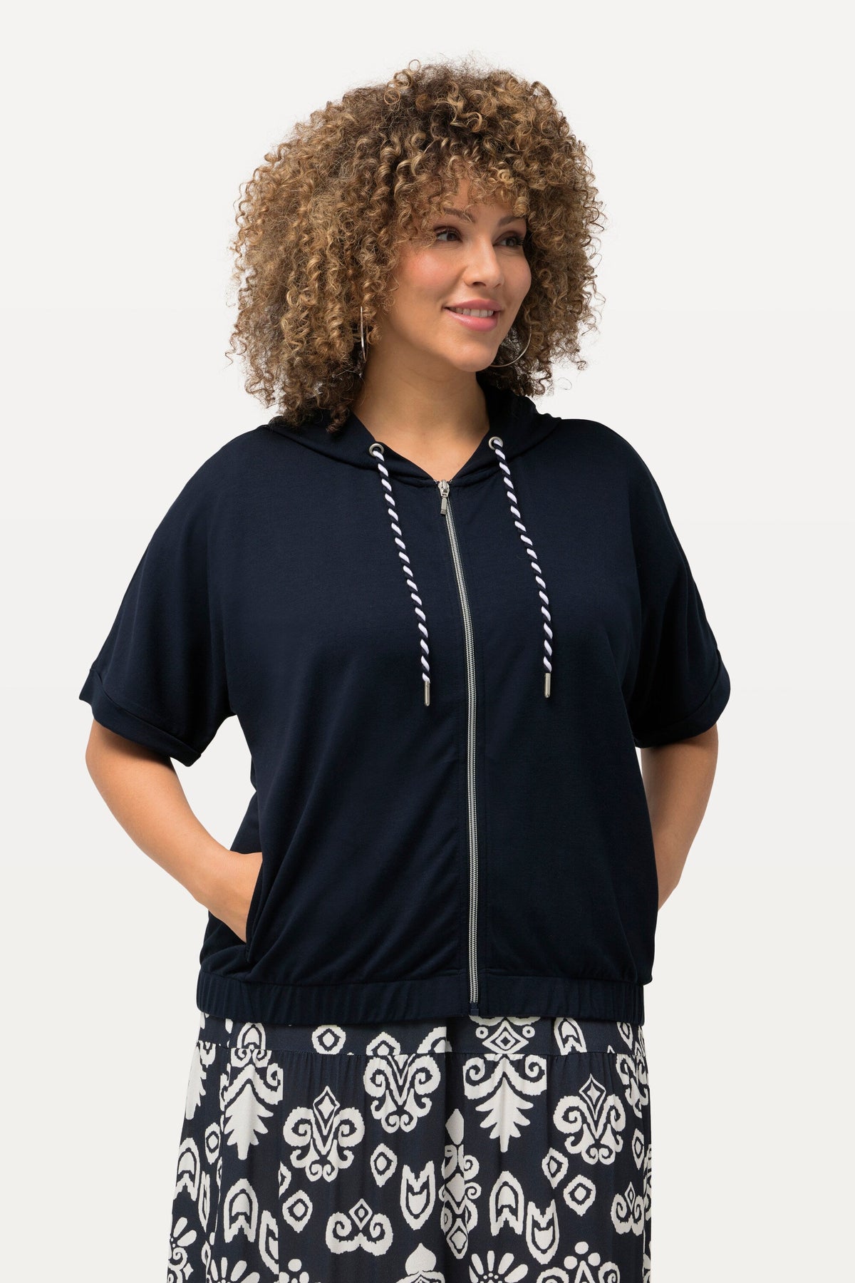 Ulla Popken Zipped Hoodie in Navy