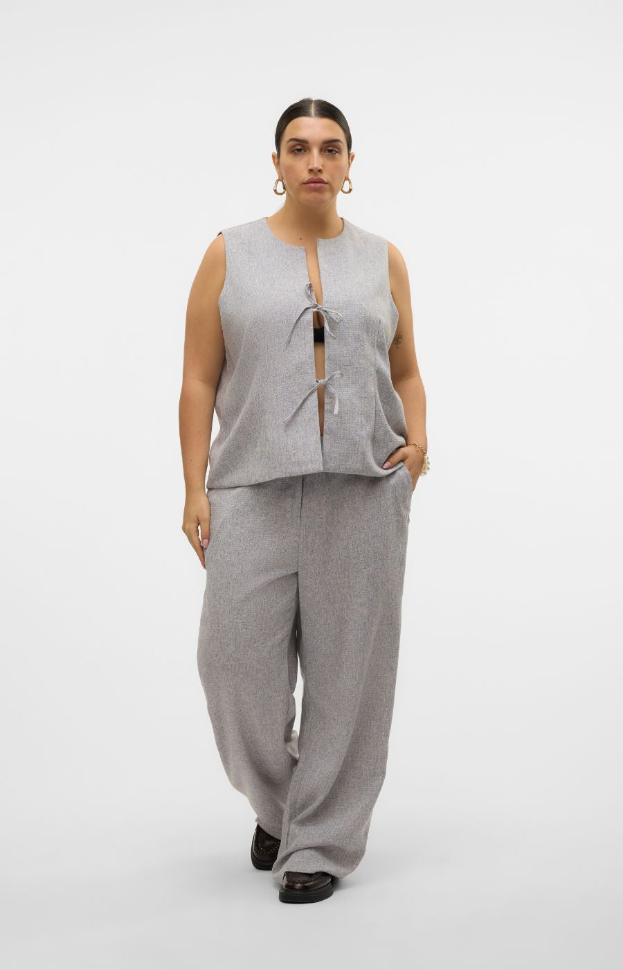 Vero Moda Curve Tammi Waistcoat in Grey