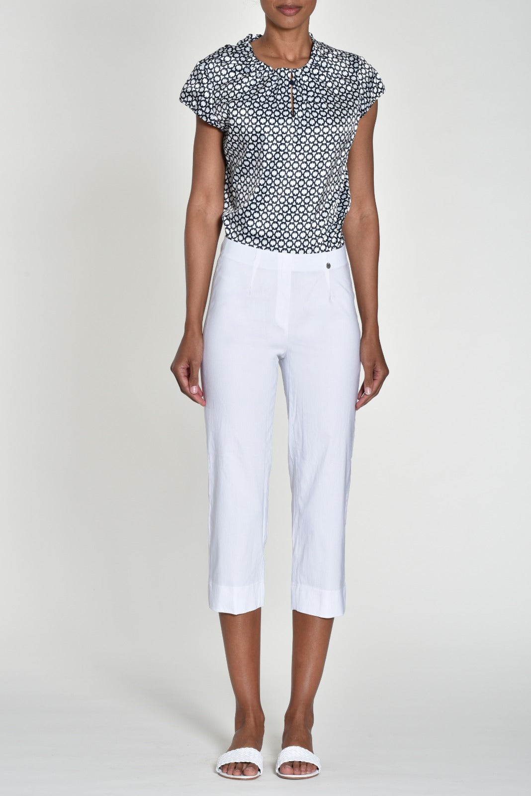 Robell Crop Trousers | White - Wardrobe Plus