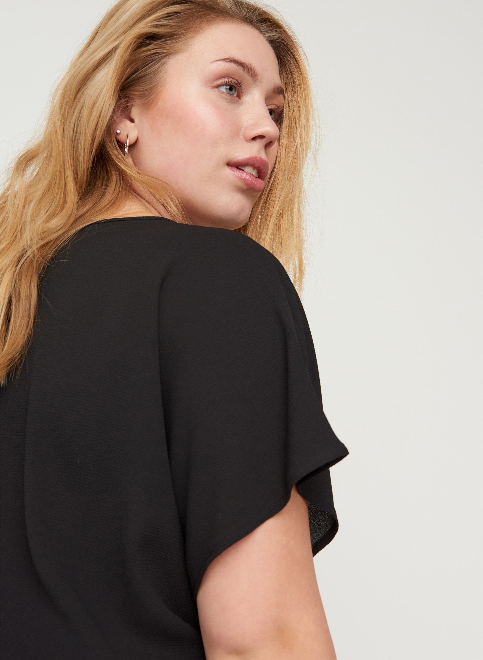 Zizzi Vanni Black Top