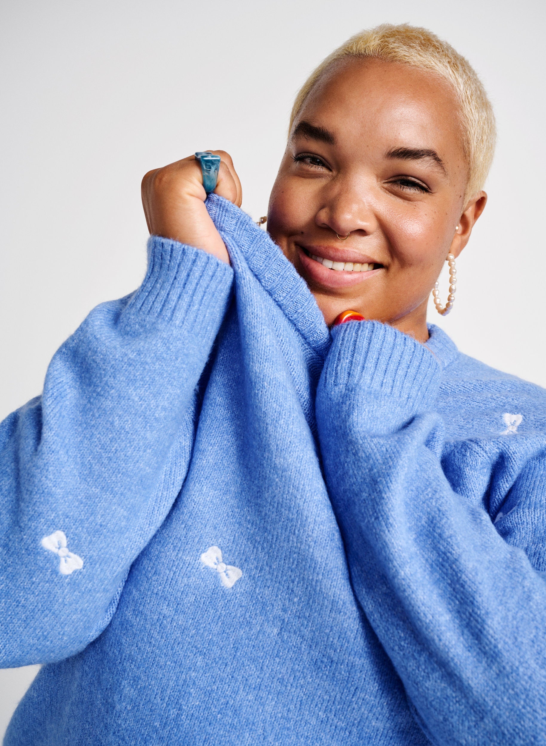 Zizzi Daisy Pullover in Blue