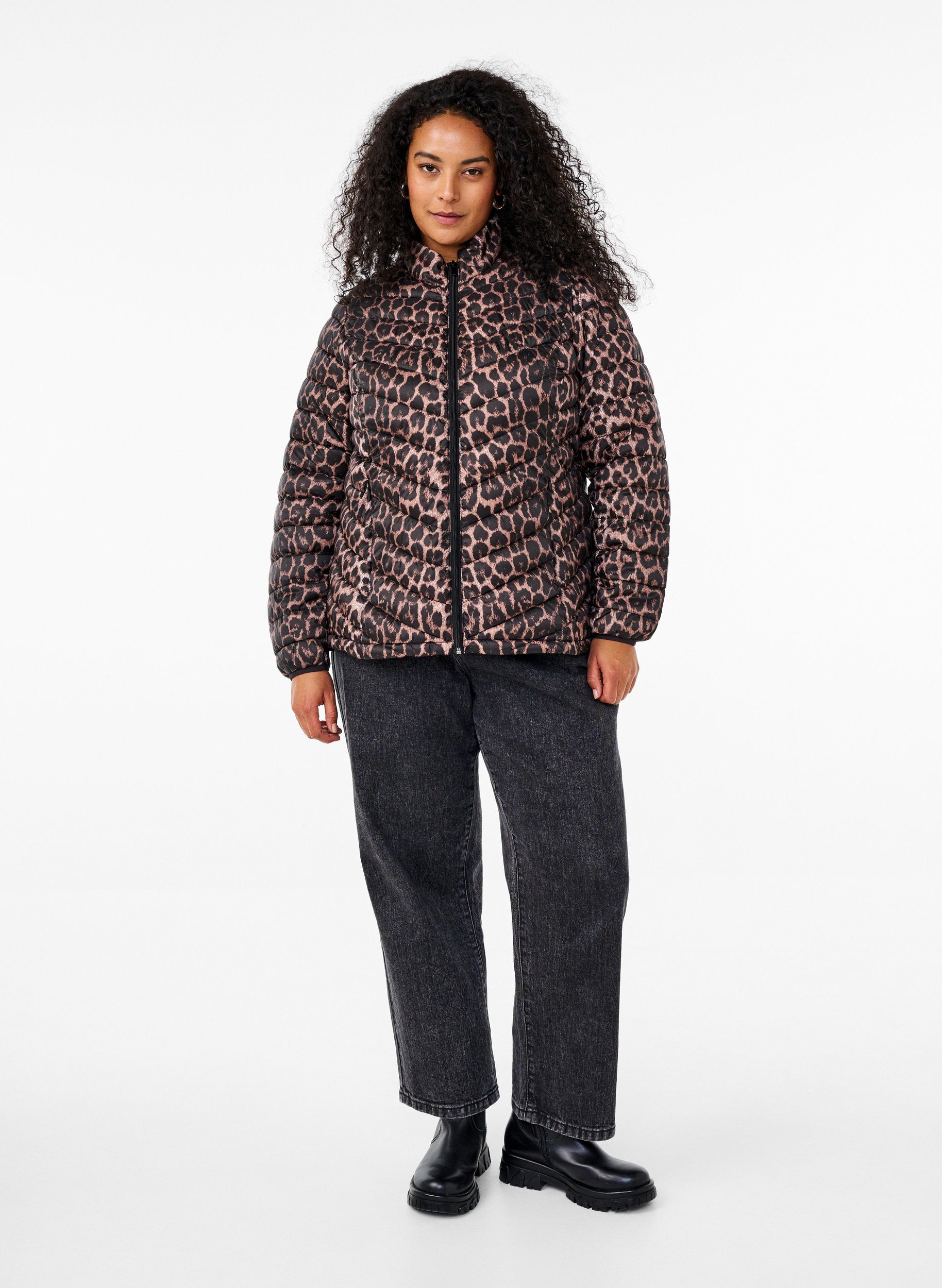 Zizzi Sally Lightweight Jacket in Leopard Print