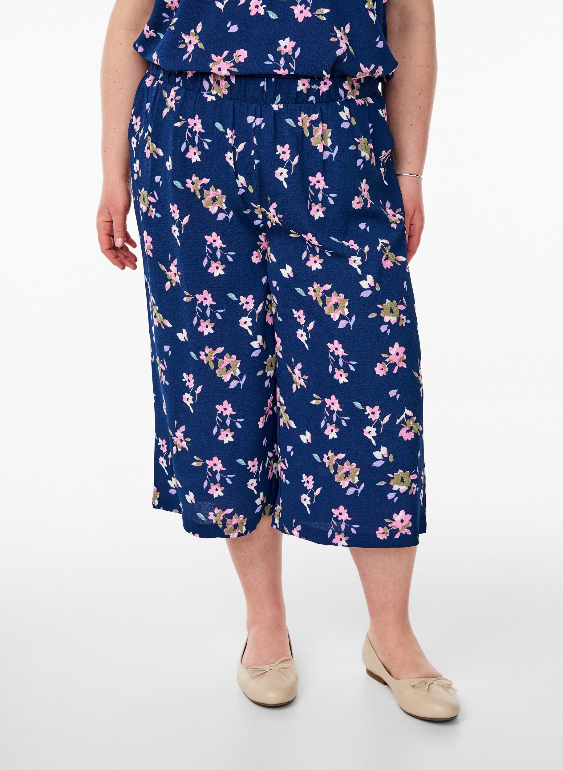 Zizzi Anni Culottes in Navy