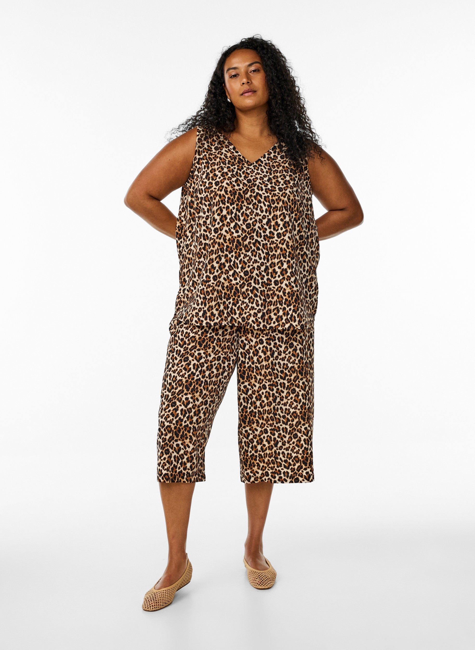 Zizzi Anni Sleeveless Top in Leopard