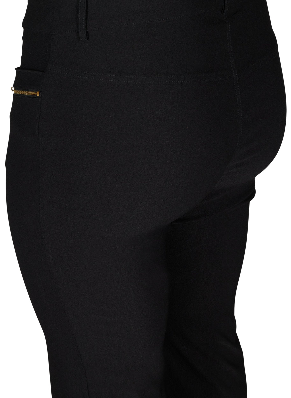 Zizzi Eva Bootcut Jeans in Black