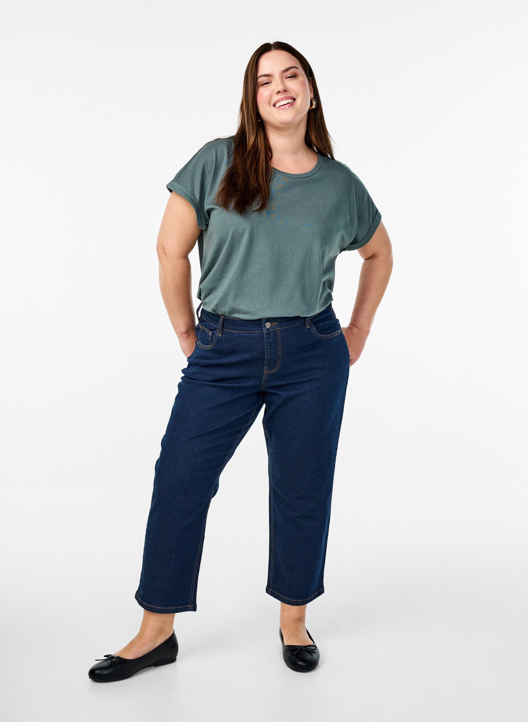 Zizzi Katja T-Shirt in Balsam Green