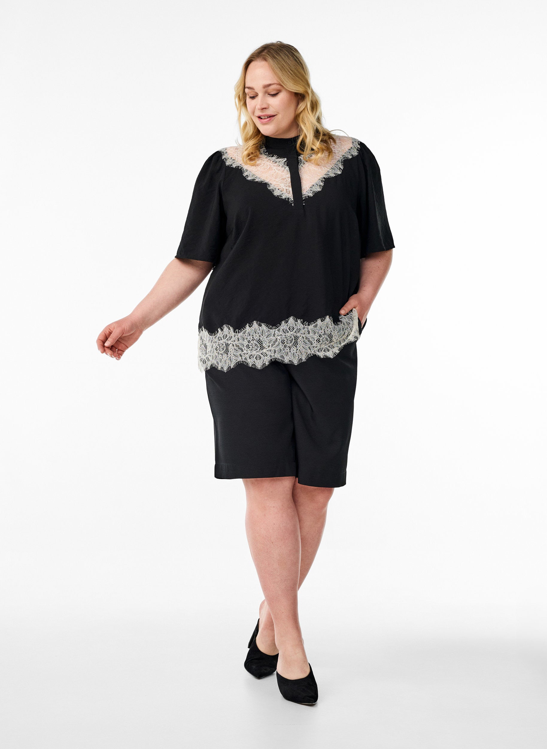 Zizzi Laru Shirt in Black