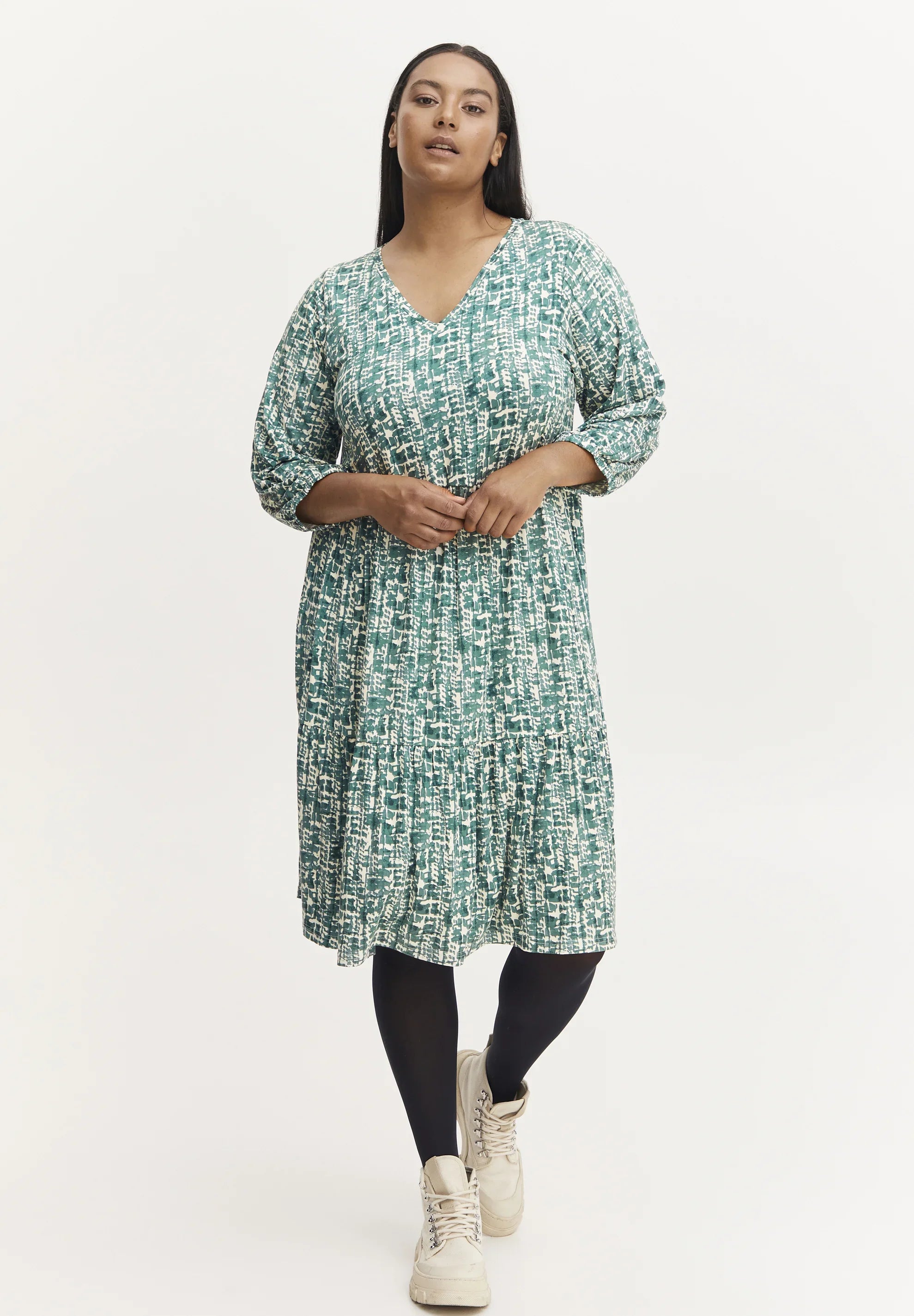 Fransa Plus Dina Dress in Green - Wardrobe Plus